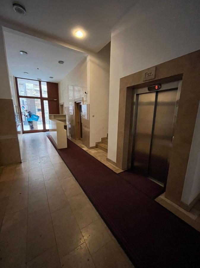 Pleasure Place Apartment Budapeste Exterior foto